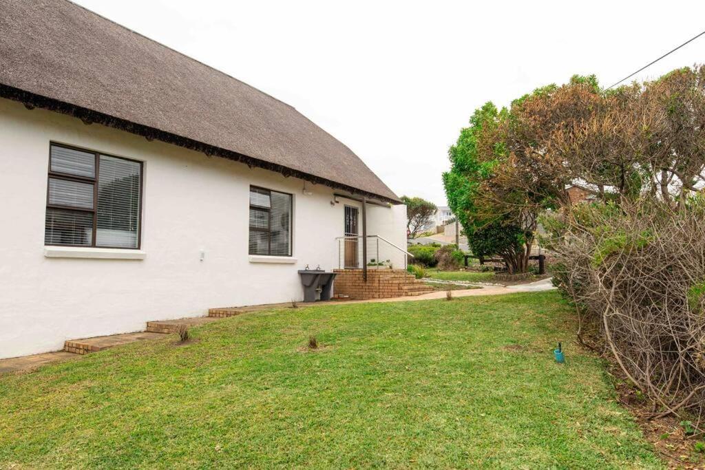 1 Waterkant Luxury Renovated 3 Bedroom House Holiday home *