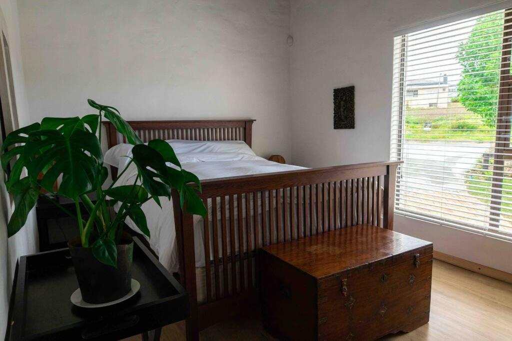 1 Waterkant Luxury Renovated 3 Bedroom House De Kelders
