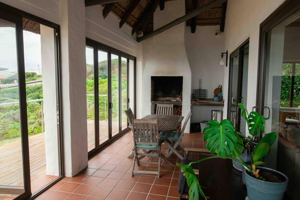 Holiday home 1 Waterkant Luxury Renovated 3 Bedroom House De Kelders